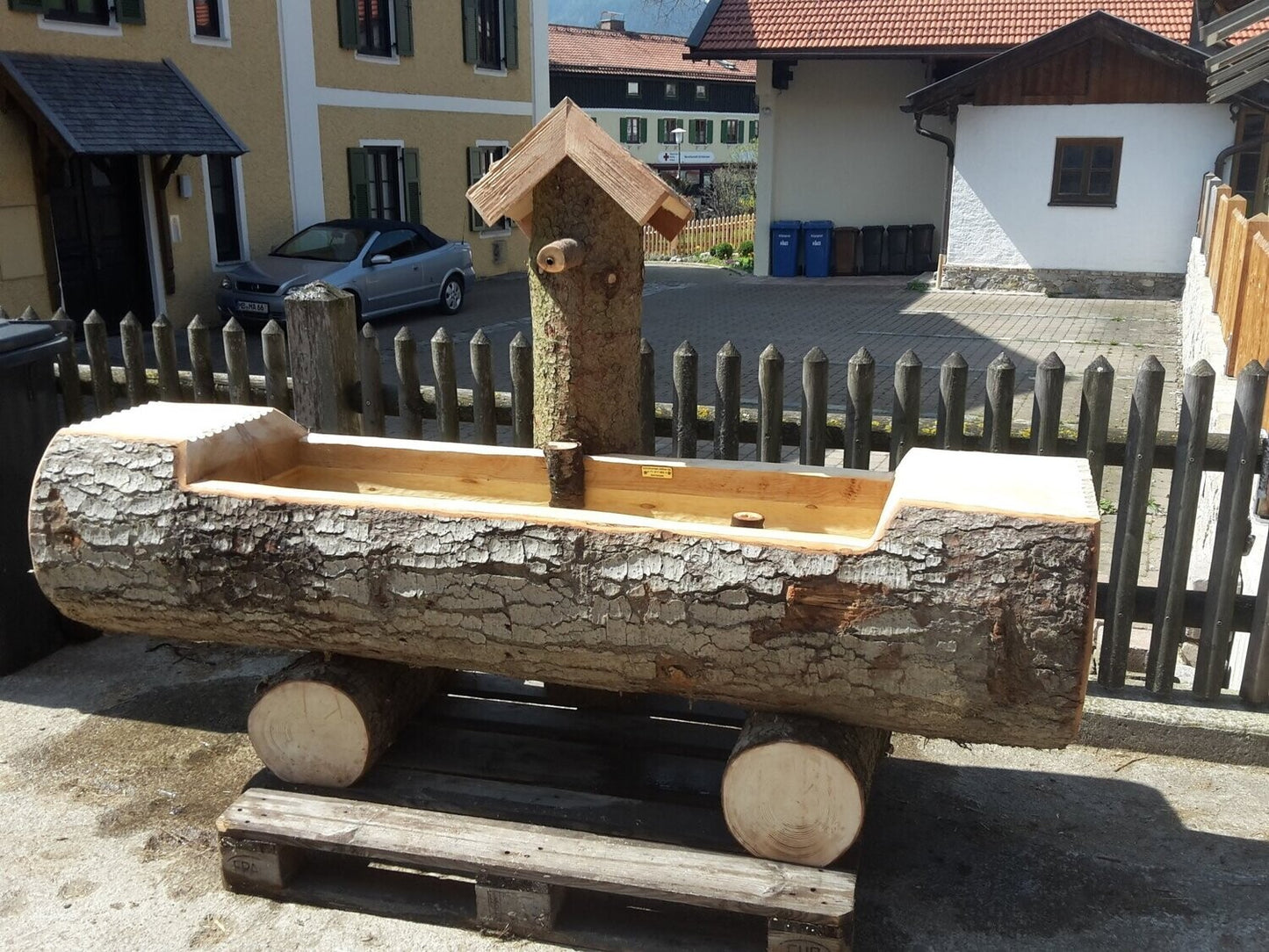 Holzbrunnen ,,Aiplspitz" Baumstammbrunnen mit Rinde | diverse Größen & Optionen