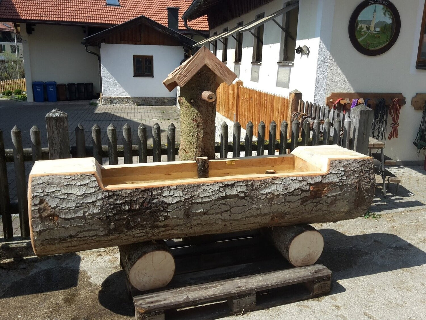 Holzbrunnen ,,Aiplspitz" Baumstammbrunnen mit Rinde | diverse Größen & Optionen