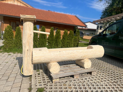 Holzbrunnen ,,Alpelhorn" Holztrog mit Säule stirnseiteitig | diverse Größen & Optionen