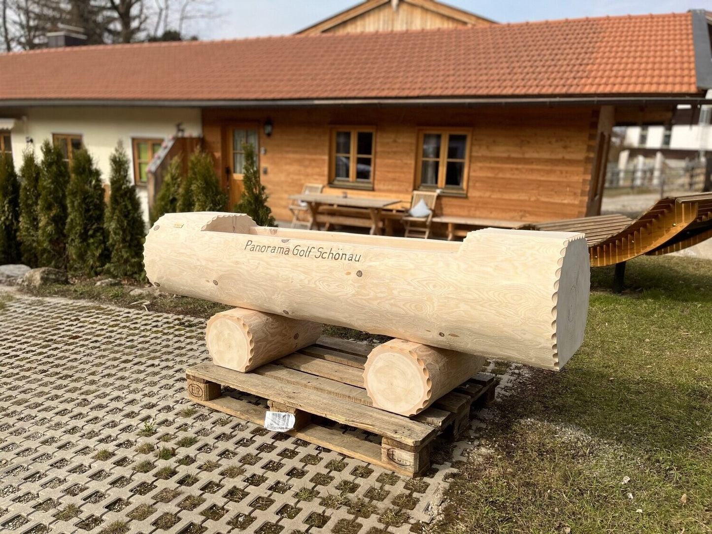 Holzbrunnen ,,Brecherspitz" Holztrog Seiten abgeflacht | diverse Größen & Optionen