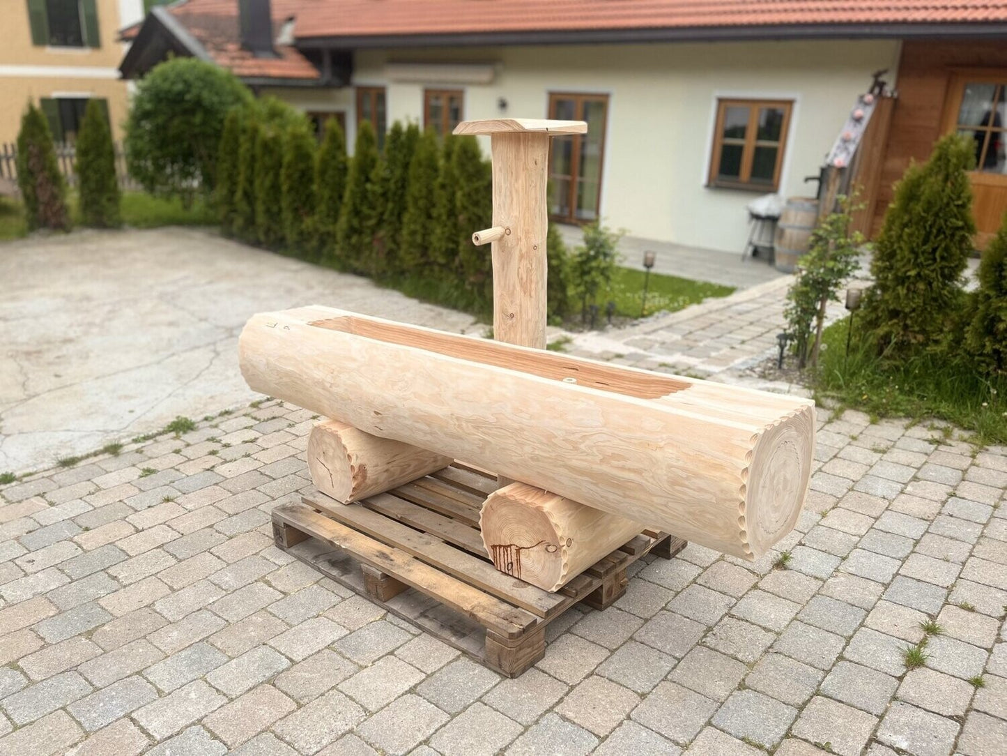 Holzbrunnen ,,Fellhorn" Lärche Holztrog flach | diverse Größen & Optionen