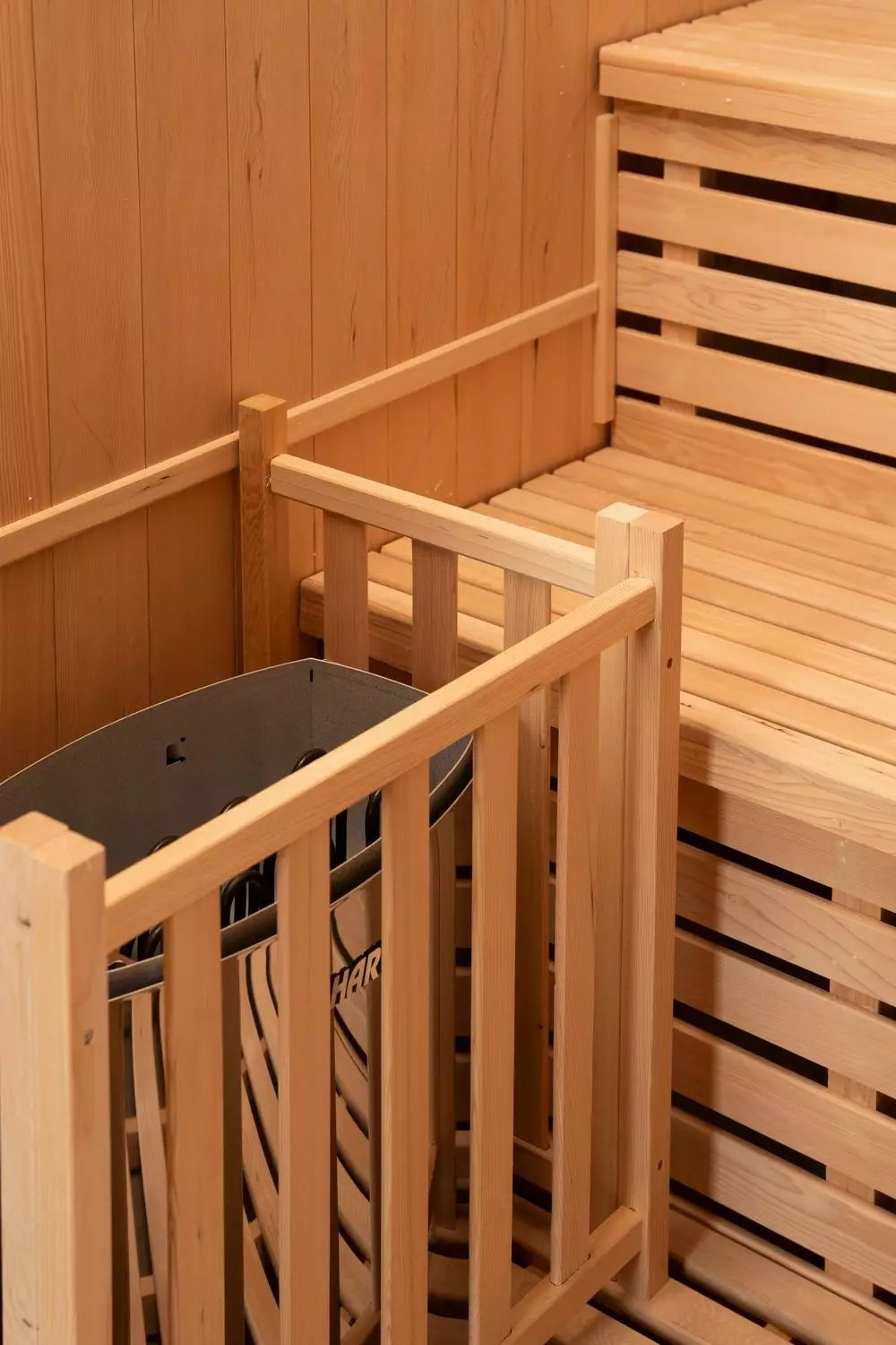 Finnische Sauna Alaska III (für bis zu fünf Personen)