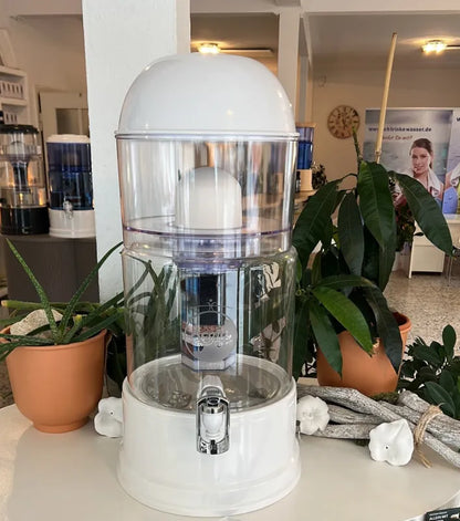 AcalaQuell® Luna kristallklar | weiß | 8 Liter für 1-4 Personen | verschiedene Optionen | Einsteigerset klein
