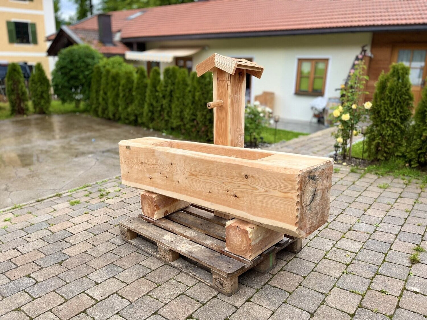 Holzbrunnen ,,Rotwand" eckiger Holztrog Lärche | diverse Größen & Optionen