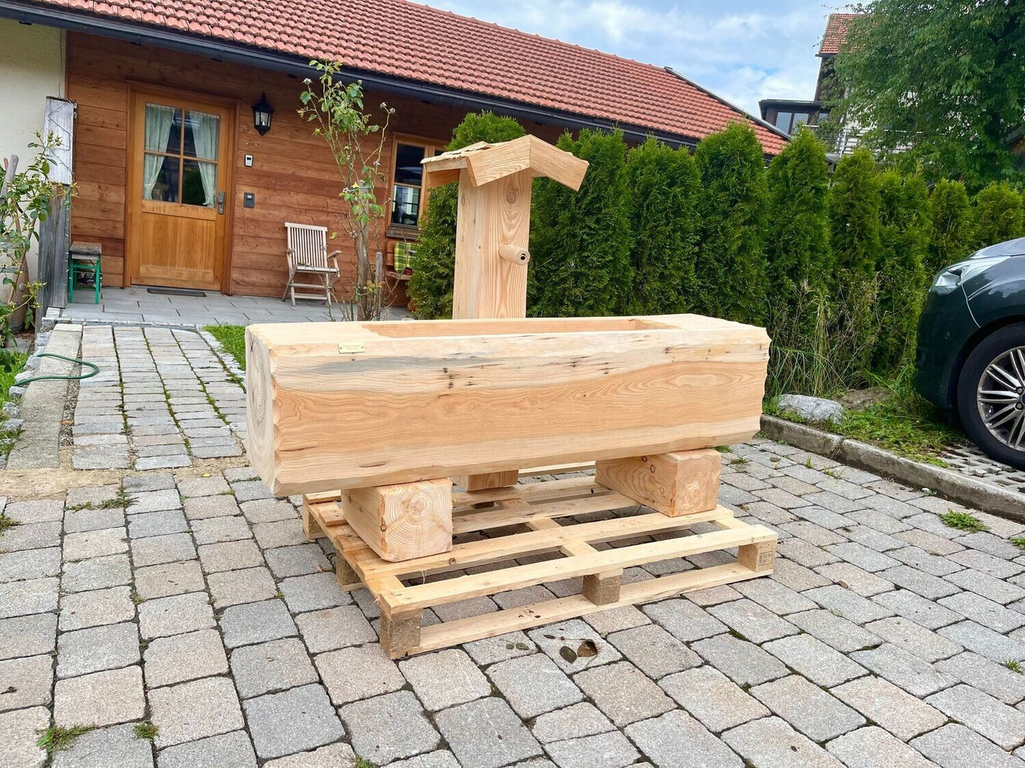 Holzbrunnen ,,Rotwand" eckiger Holztrog Lärche | diverse Größen & Optionen