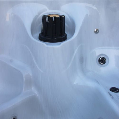 Sanotechnik PALMA OUTDOOR WHIRLPOOL white marble inkl. Abdeckung und Stiege 190x190x86 cm