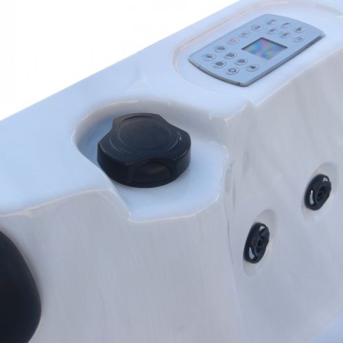 Sanotechnik PALMA OUTDOOR WHIRLPOOL white marble inkl. Abdeckung und Stiege 190x190x86 cm