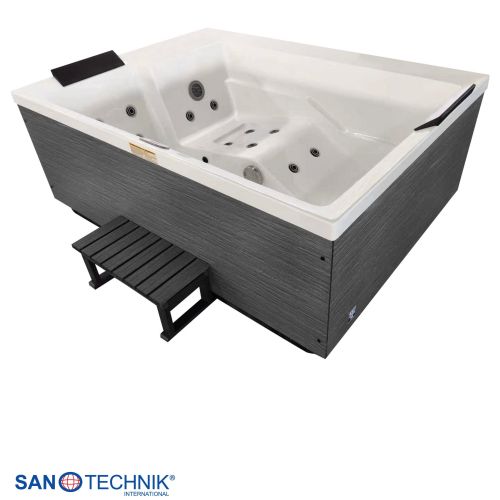 Sanotechnik KORFU OUTDOOR WHIRLPOOL white inkl. Abdeckung und Stiege 190x140x70 cm