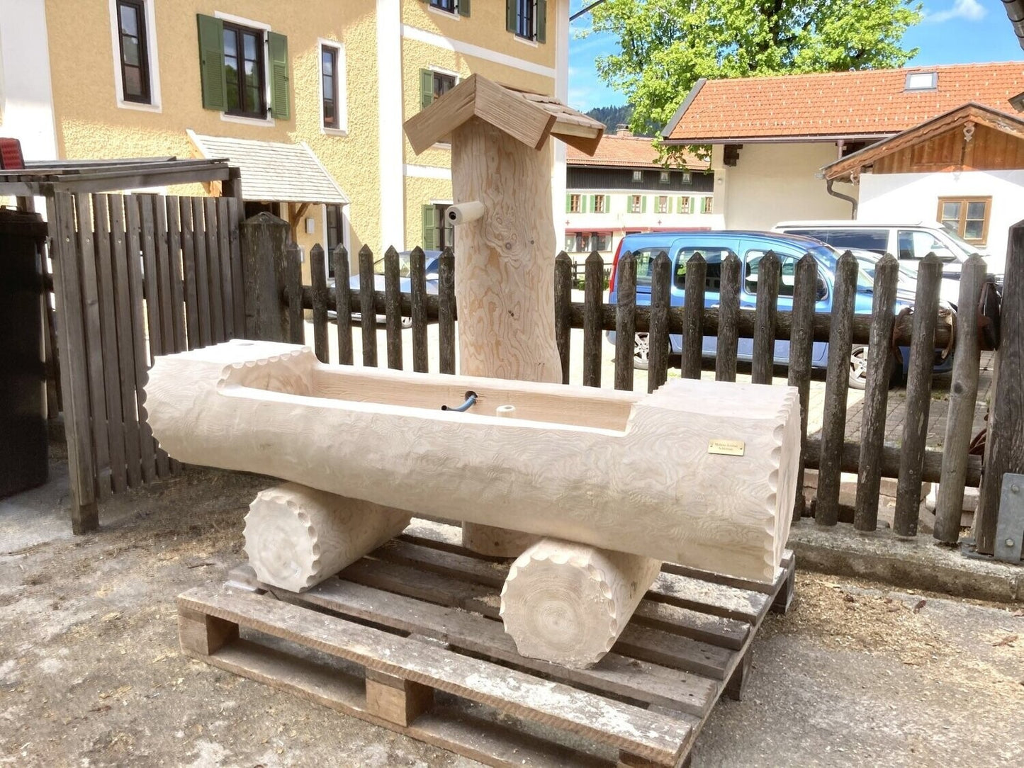 Holzbrunnen ,,Schliersberg" Holztrog Ränder abgeflacht aus Tannenholz | diverse Größen & Optionen