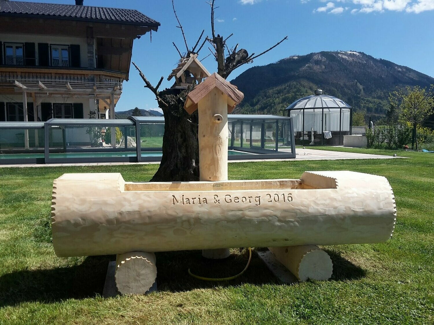 Holzbrunnen ,,Schliersberg" Holztrog Ränder abgeflacht aus Tannenholz | diverse Größen & Optionen