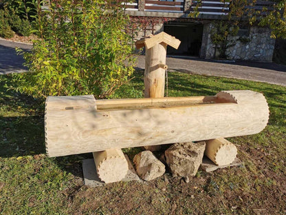 Holzbrunnen ,,Schliersberg" Holztrog Ränder abgeflacht aus Tannenholz | diverse Größen & Optionen