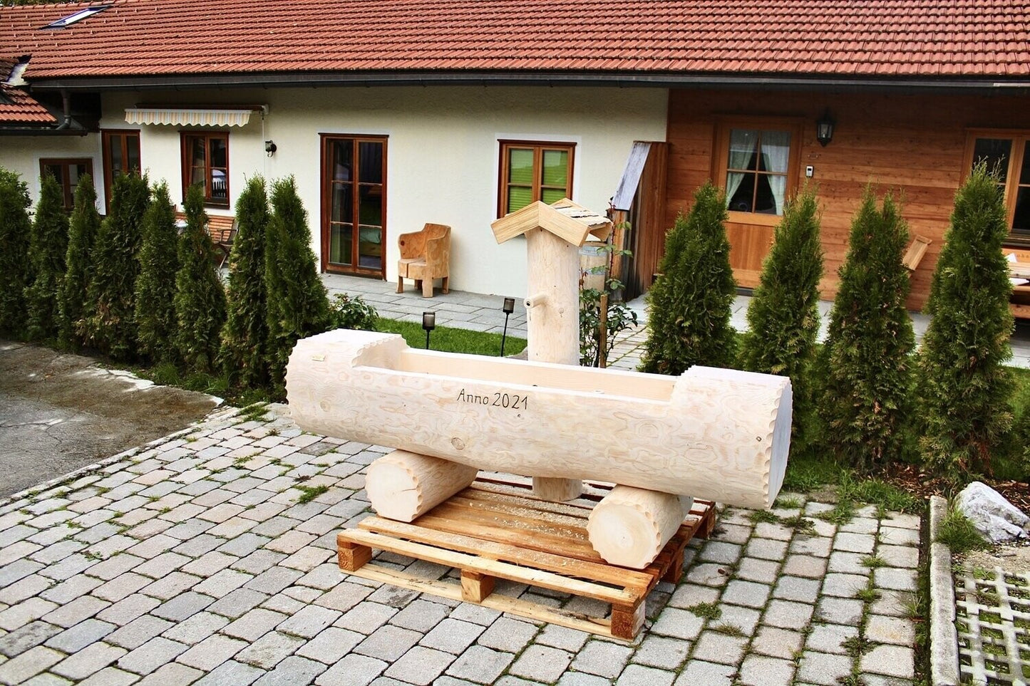 Holzbrunnen ,,Schliersberg" Holztrog Ränder abgeflacht aus Tannenholz | diverse Größen & Optionen