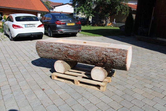 Holzbrunnen ,,Wendelstein'' Wassertrog aus Tannenholz mit Rinde | diverse Größen & Lasur-Option