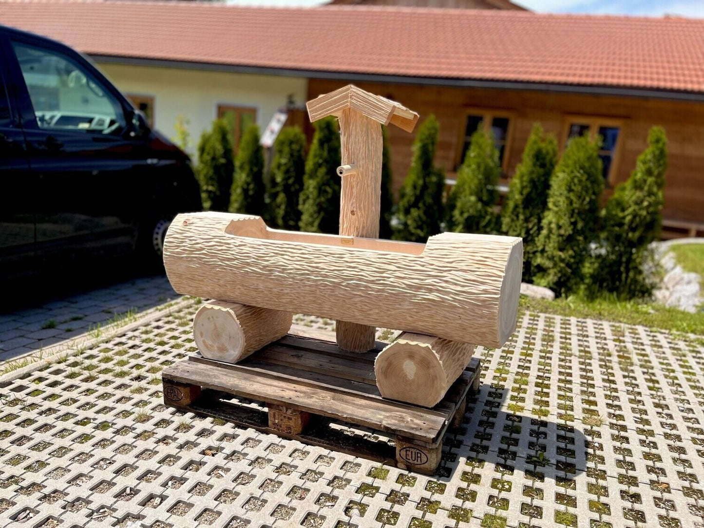 Holzbrunnen ,,Wilder Kaiser" Holztrog aus Tannenholz mit Struktur | diverse Größen & Optionen