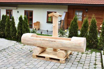 Holzbrunnen ,,Zugspitze" Baumstammbrunnen aus Lärchenholz | diverse Größen & Optionen