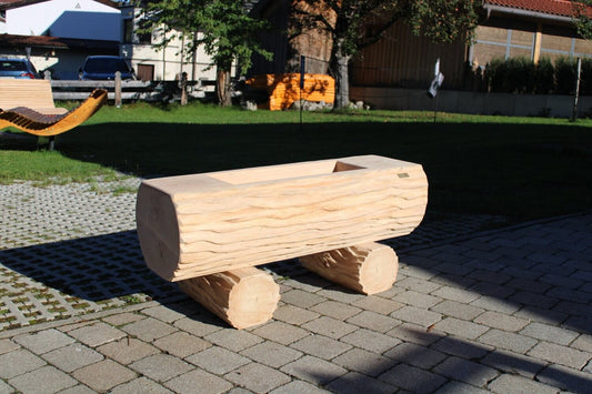 Holzbrunnen ,,Zwiesel" Lärchenbrunnen mit Struktur | diverse Größen & Lasur-Option