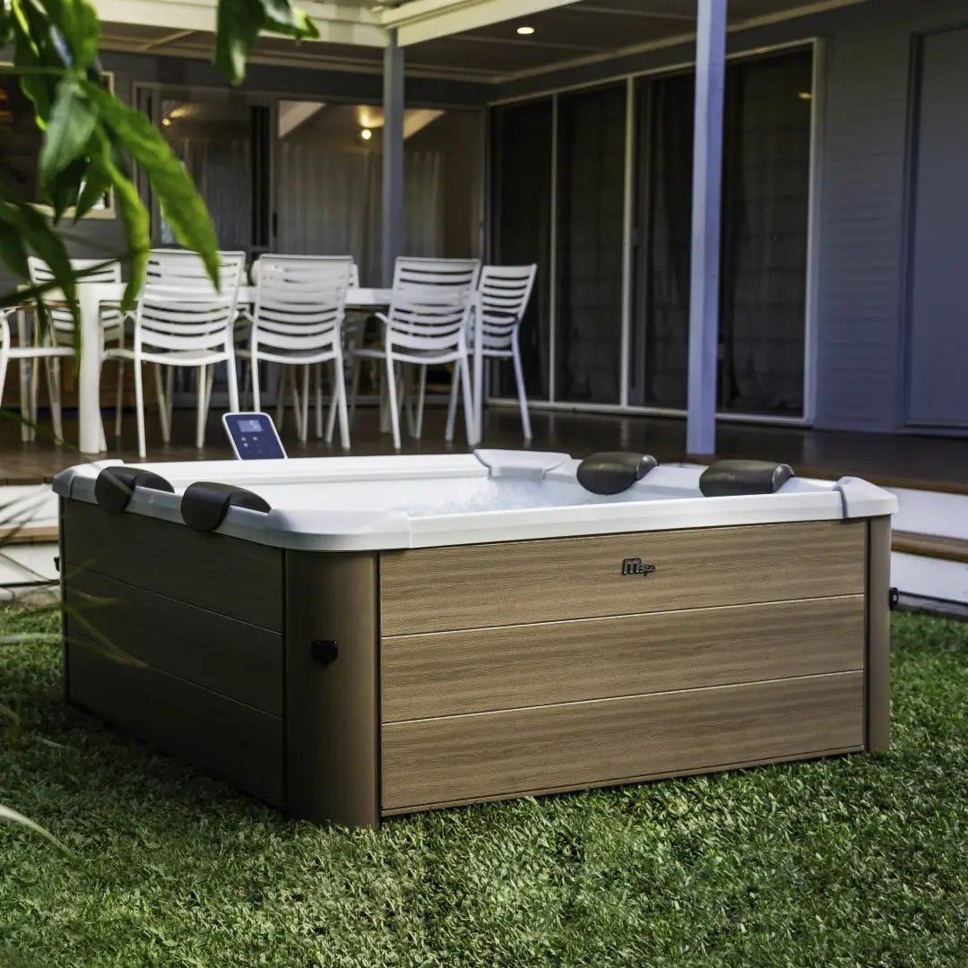 MSpa Whirlpool Oslo Amber Aero Plus 180x180x65cm F-AM063WAP