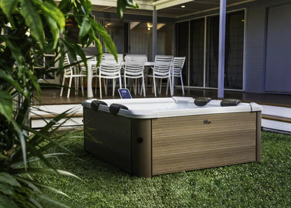 MSpa Whirlpool Oslo Amber Aero Plus 180x180x65cm F-AM063WAP