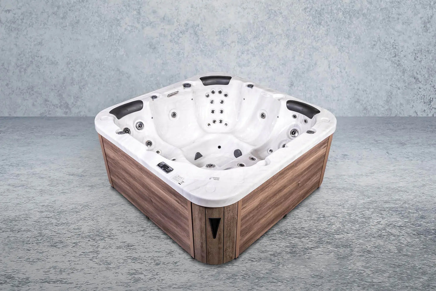 American Outdoor-Whirlpool Torina Swim Spa Sterling Silver / Brown 215x215cm