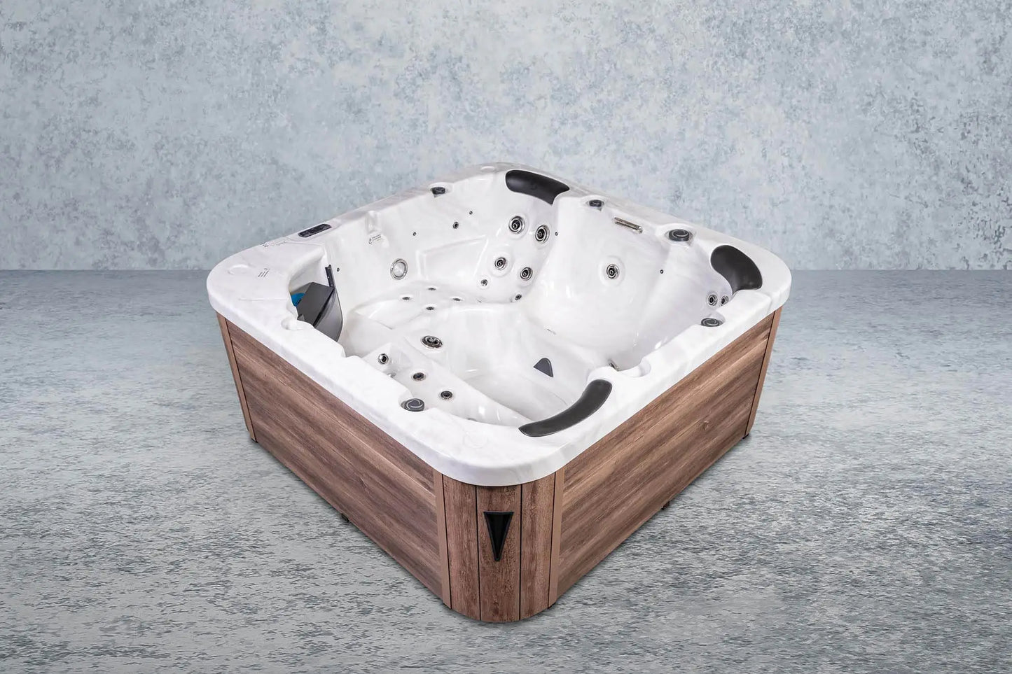 American Outdoor-Whirlpool Torina Swim Spa Sterling Silver / Brown 215x215cm